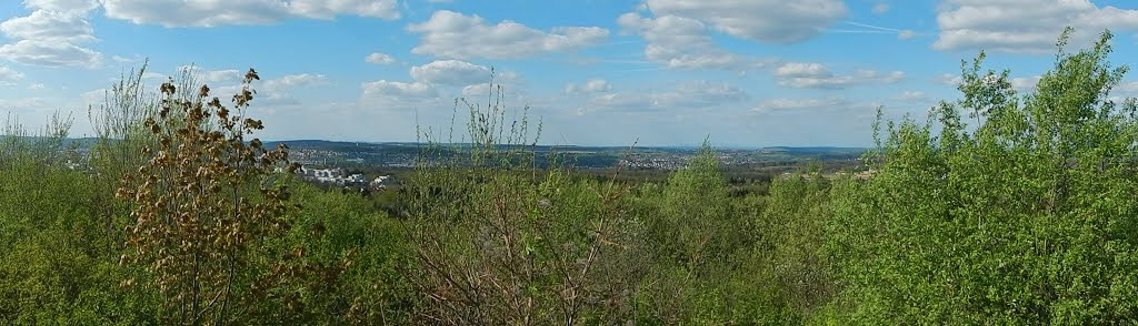 Aussicht vom Aussichtspunkt Haidach bei Pforzheim by Qwesy