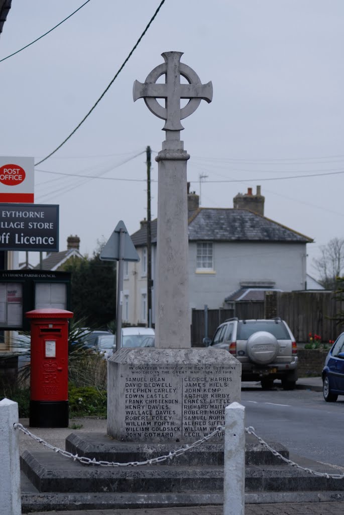 Eythorne War Memorial by Andrzej Cyganiuk