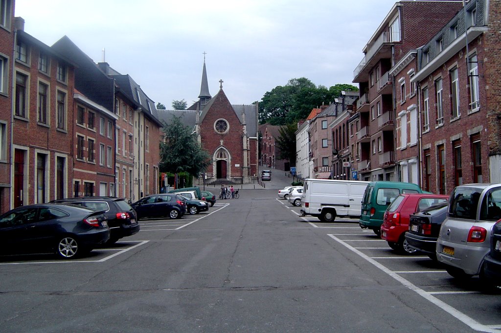 Leuven, Damiaanplein by Johan Byloos