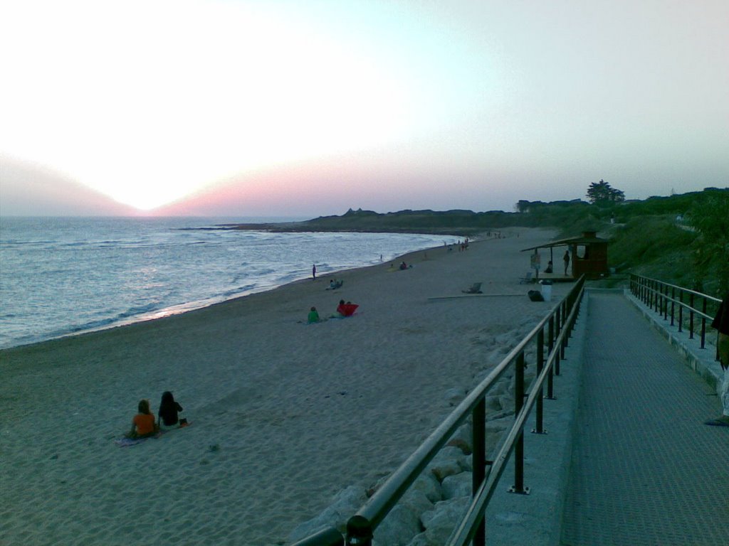 Más puesta de sol en Playa Zahora by jgginer