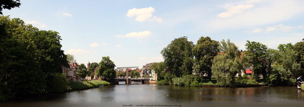 Zwolle - Zicht vanaf Schoenkuipenbrug by Blauwehand