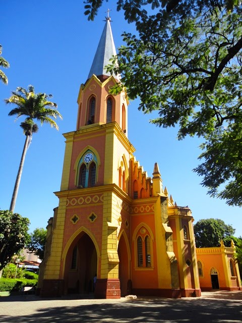 Igreja Matriz - Itaguara by Fernando Góes