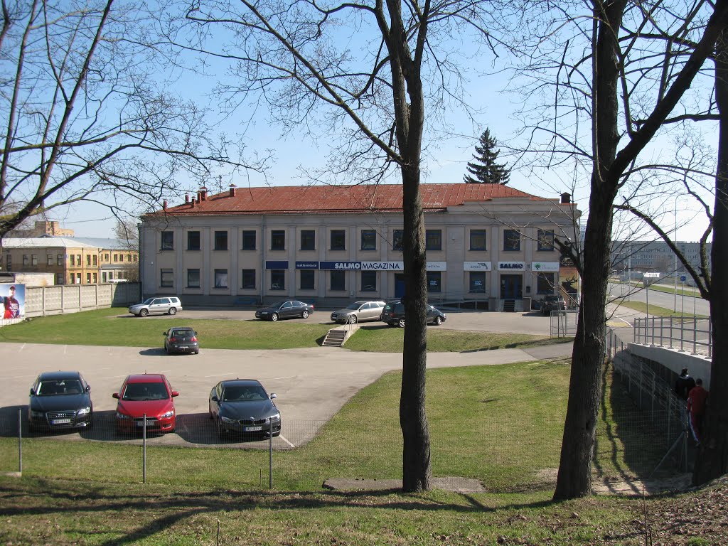 Daugavgrīvas iela by Indra Dišteina