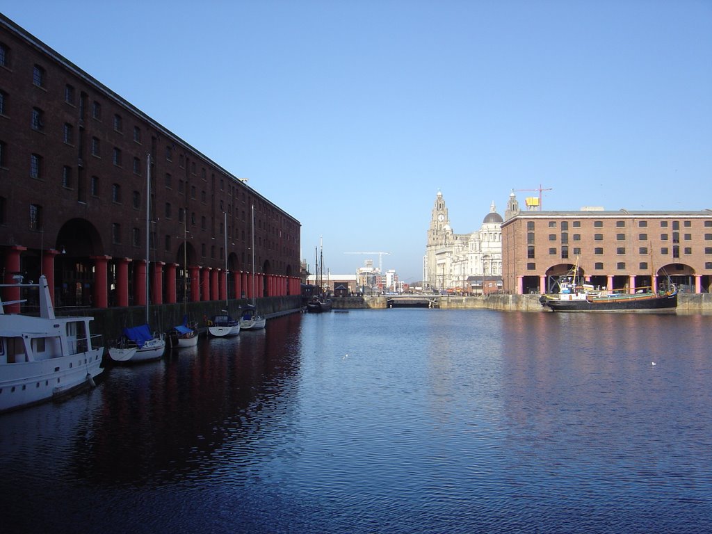 Albert Dock by jafarek