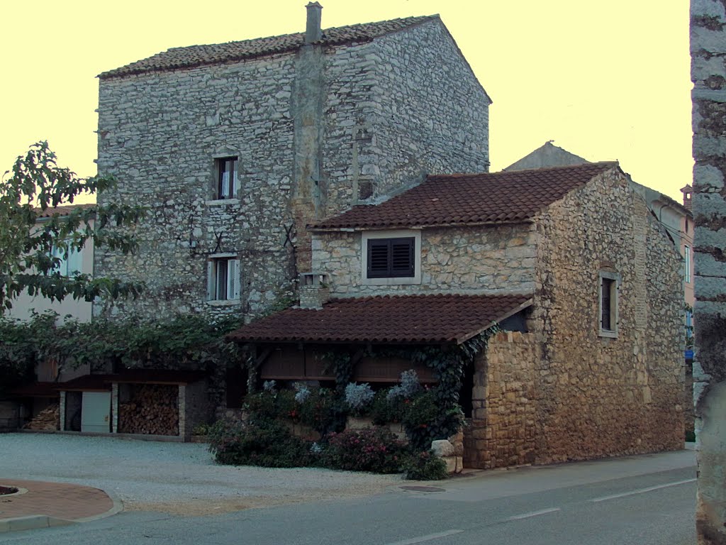 Stone house by emil sluga