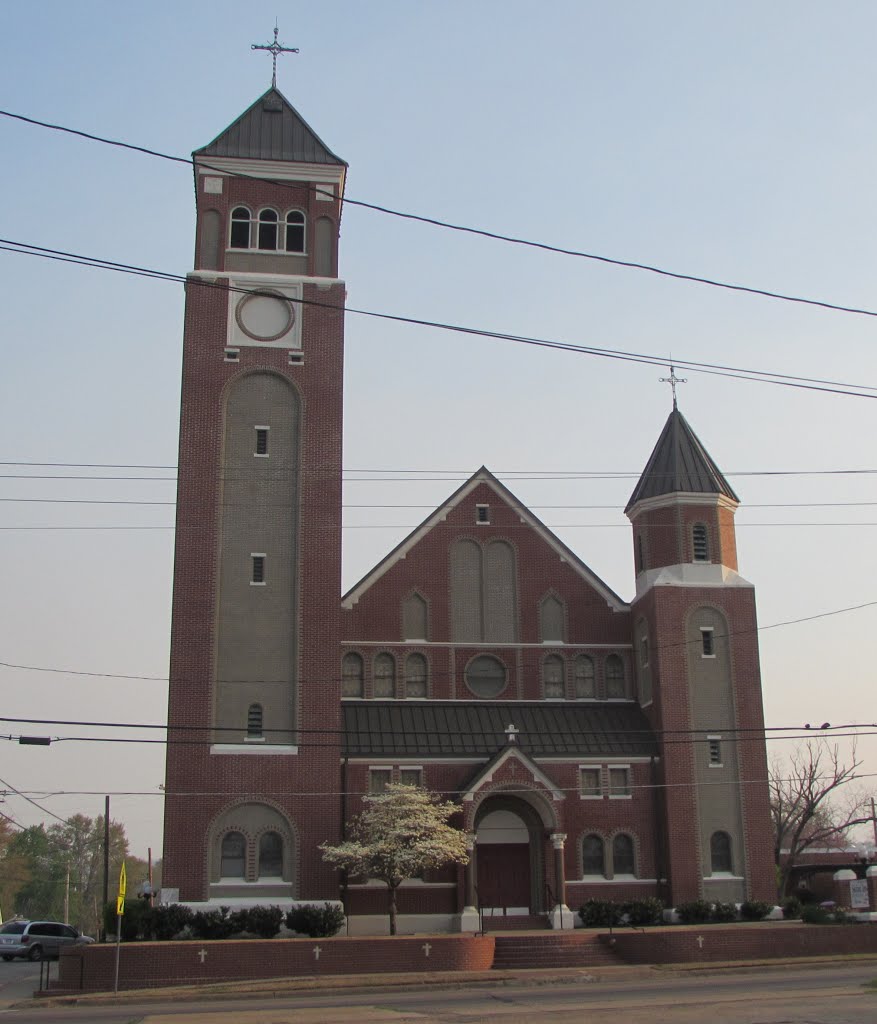 Paris Arkansas Church by clklock