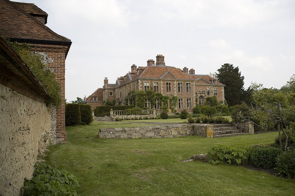 Heale House (Grade I listed) by WanderingUK