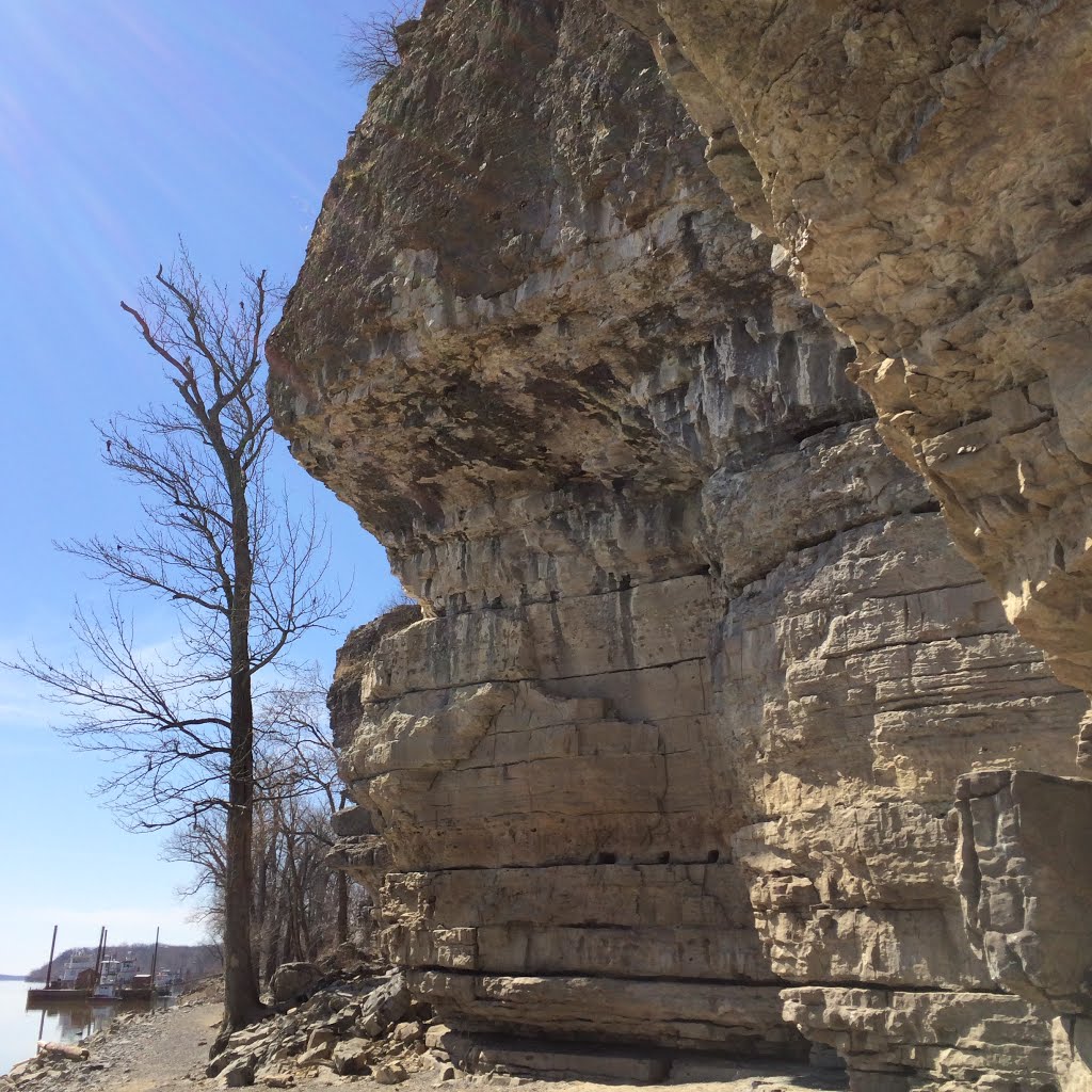 Cave in Rock State Park by tegan17