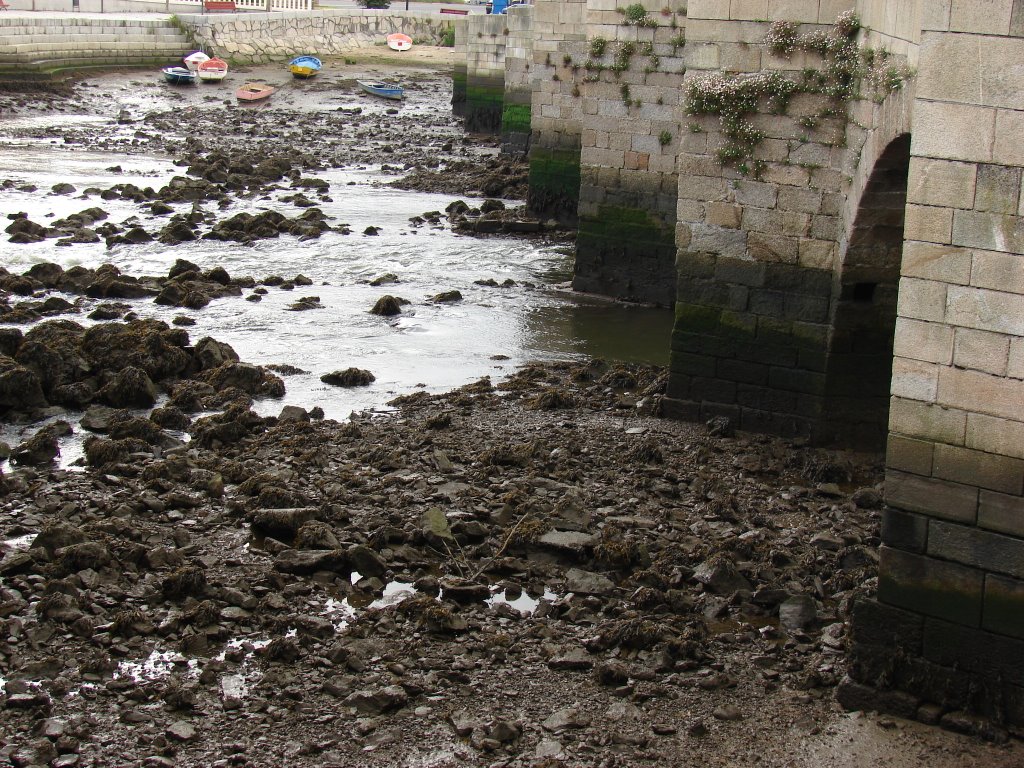 Ponte medieval. ria do Burgo- by José Antonio Rajo Dí…