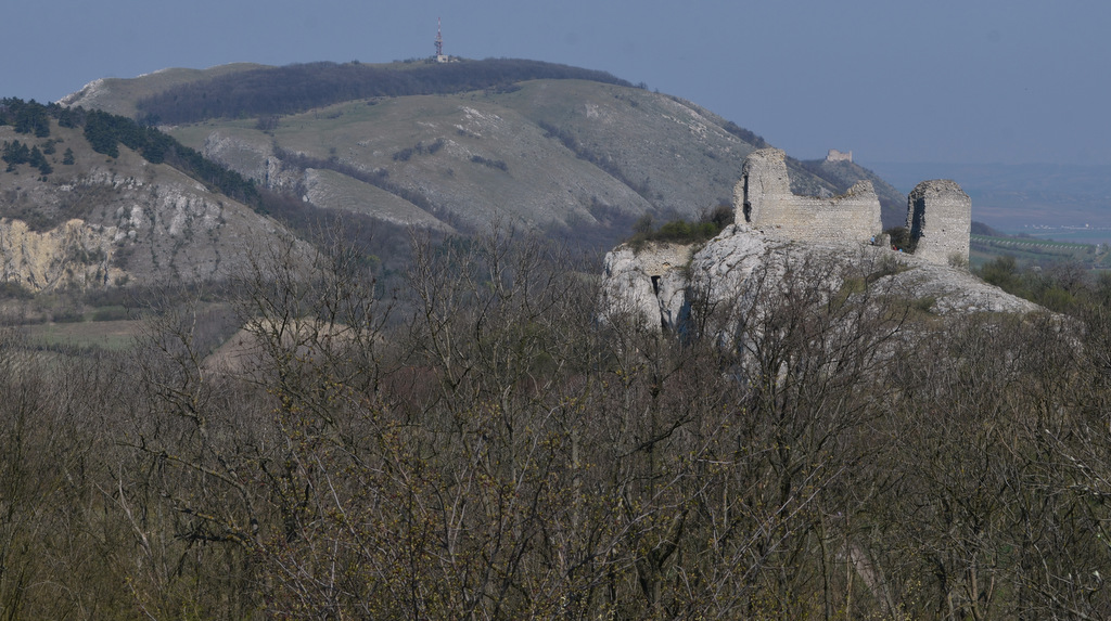 PÁLAVSKÉ VRCHY. SIROTČÍ HRAD, KLENTNICE, MORAVA. by Jiri Bartosek