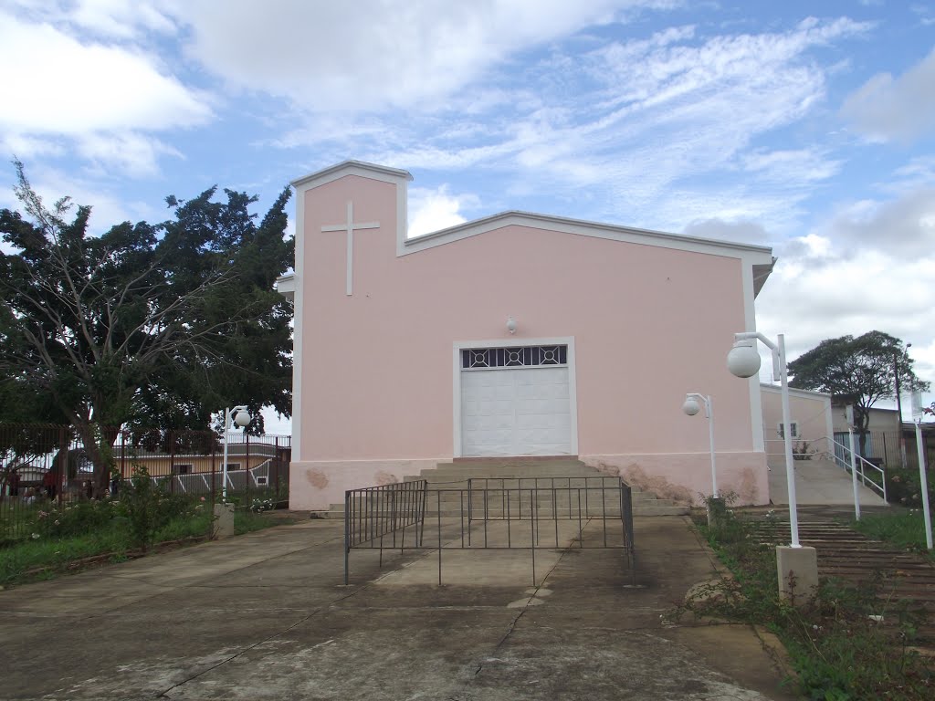 Capela Santa Tereza São Gonçalo do Sapucaí by vichv