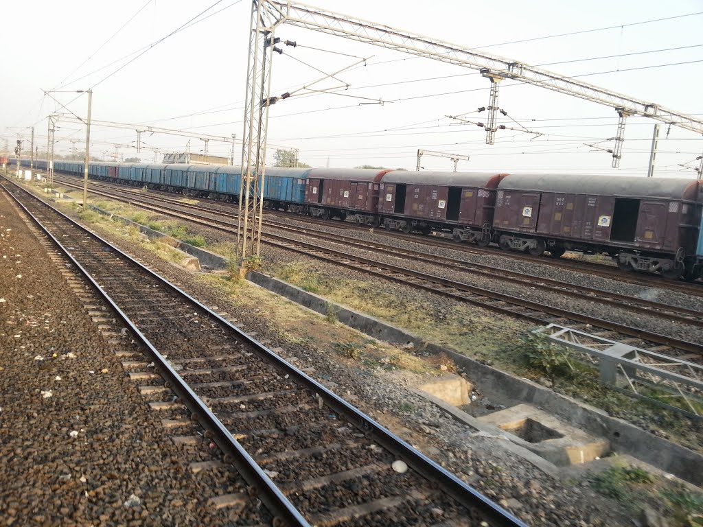 Ratlam Junction railway station seen by Maharastra Sampark Kranti Express by Dr Vikram Singh