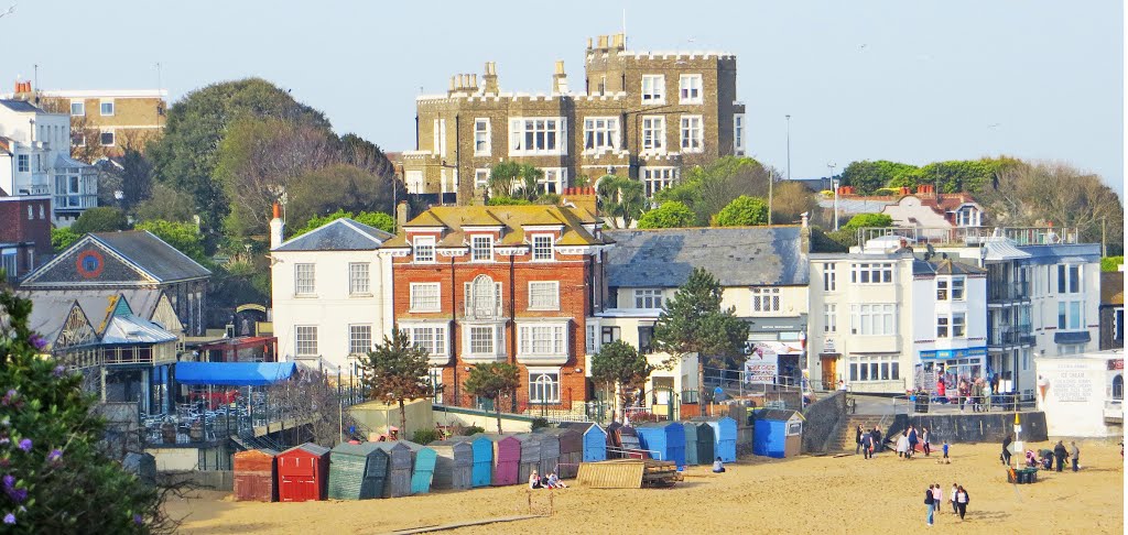 Bleak House, Broadstairs. by Chris Seager