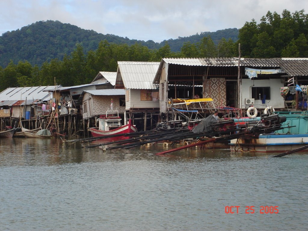 Bang Rong Personal Pier by Tony Chi