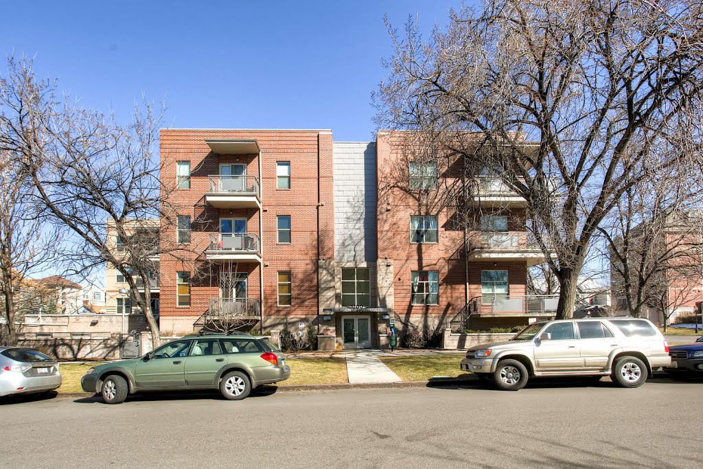 1700 Emerson - Uptown Denver by Peak Properties