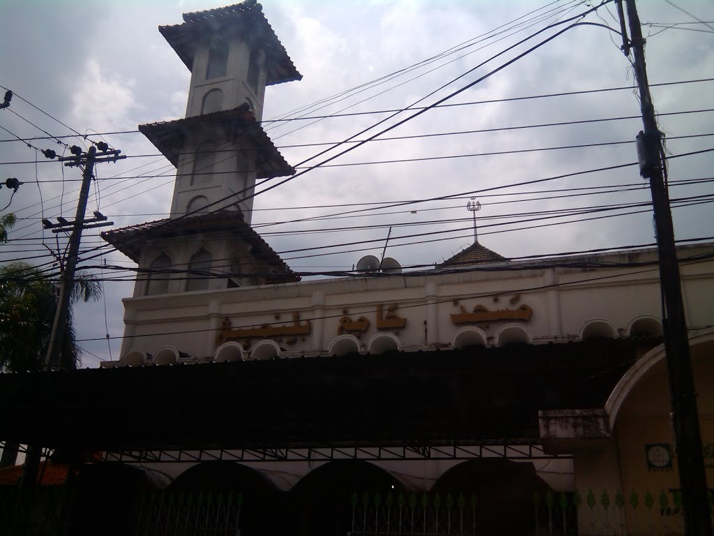 Masjid Jamik Blimbing, Kota Malang by sugengwrn