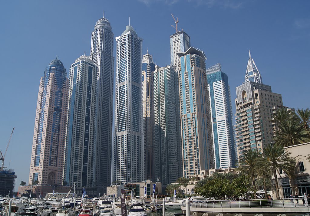 Dubai marina_Dubai by Luigi Giannini