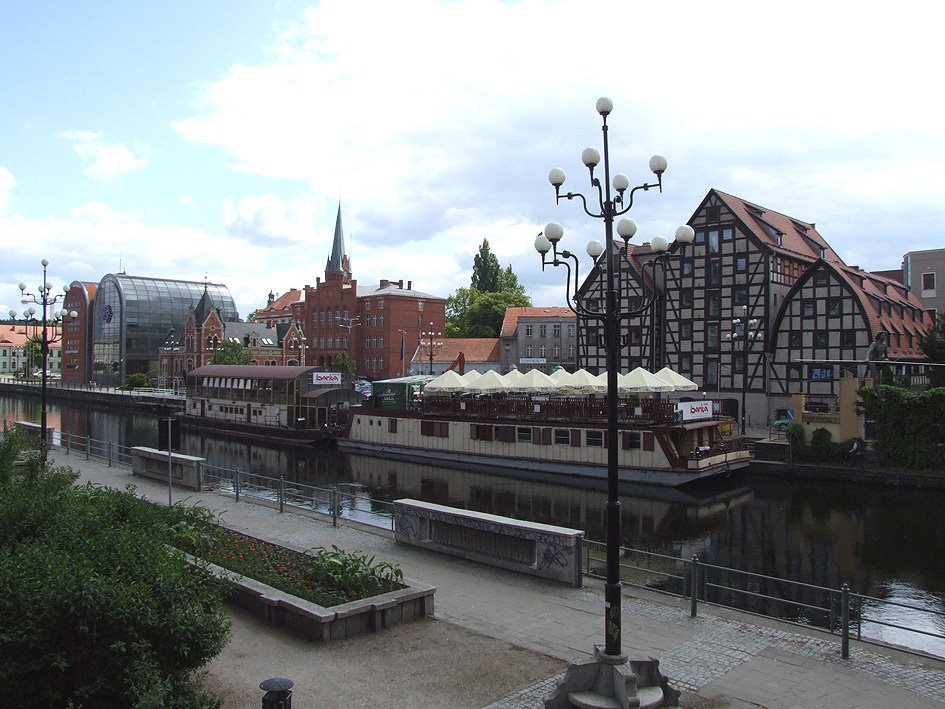 Bydgoszcz, Nad Brdą by Marek Grausz