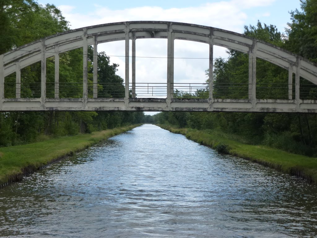 Canal latéral à la Loire. PK 54.5_130623 by Martin Dudle-Ammann