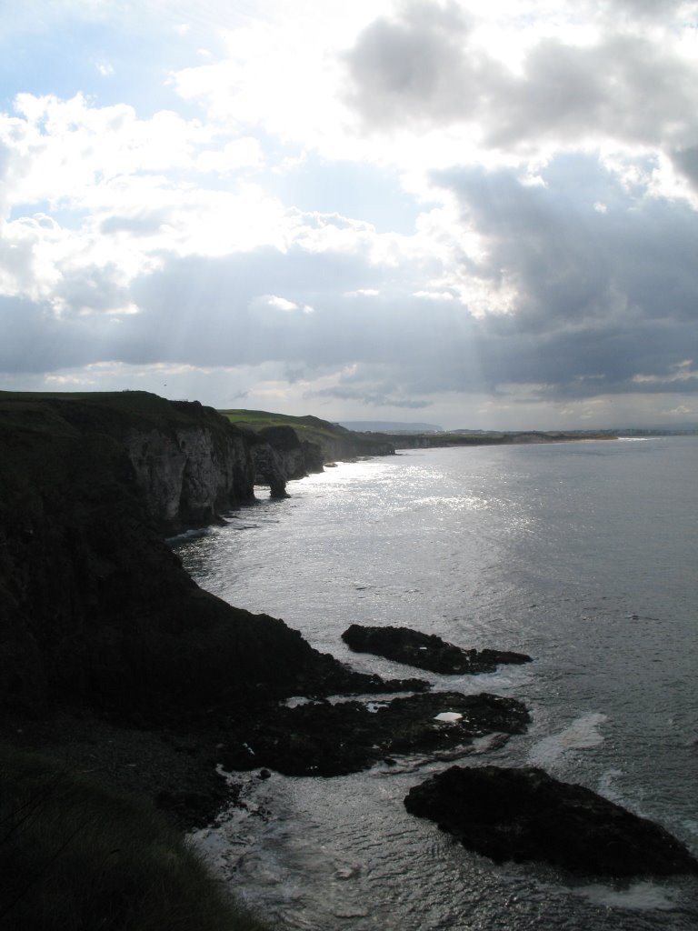 Dunluce Castle, вид на Портраш by Mountolive