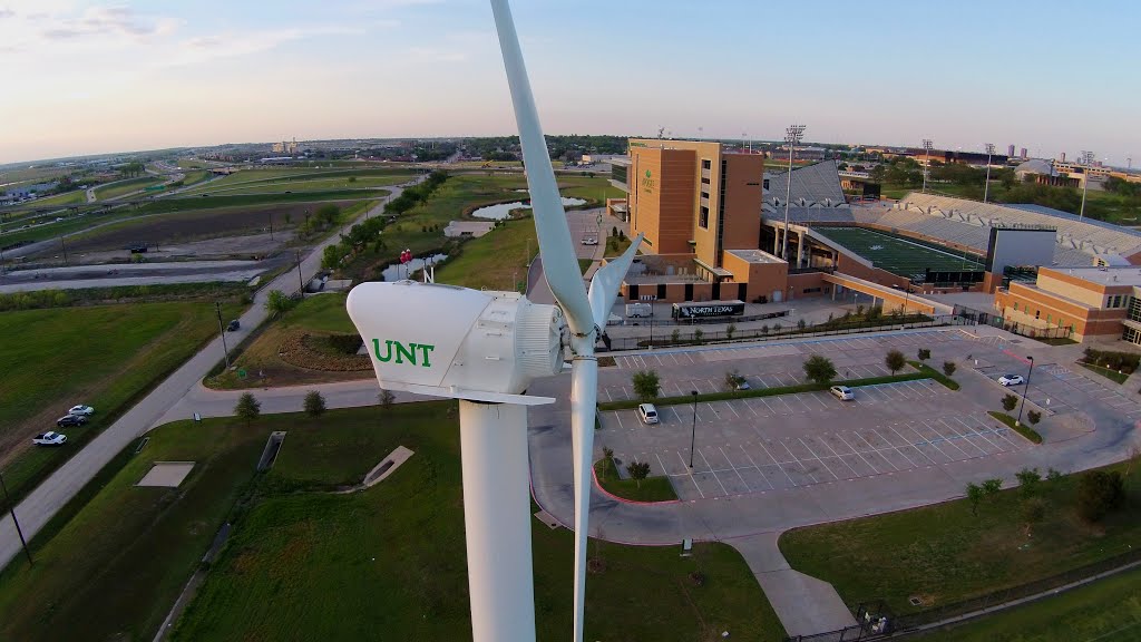 Wind Turbine by rangerwalkertexas