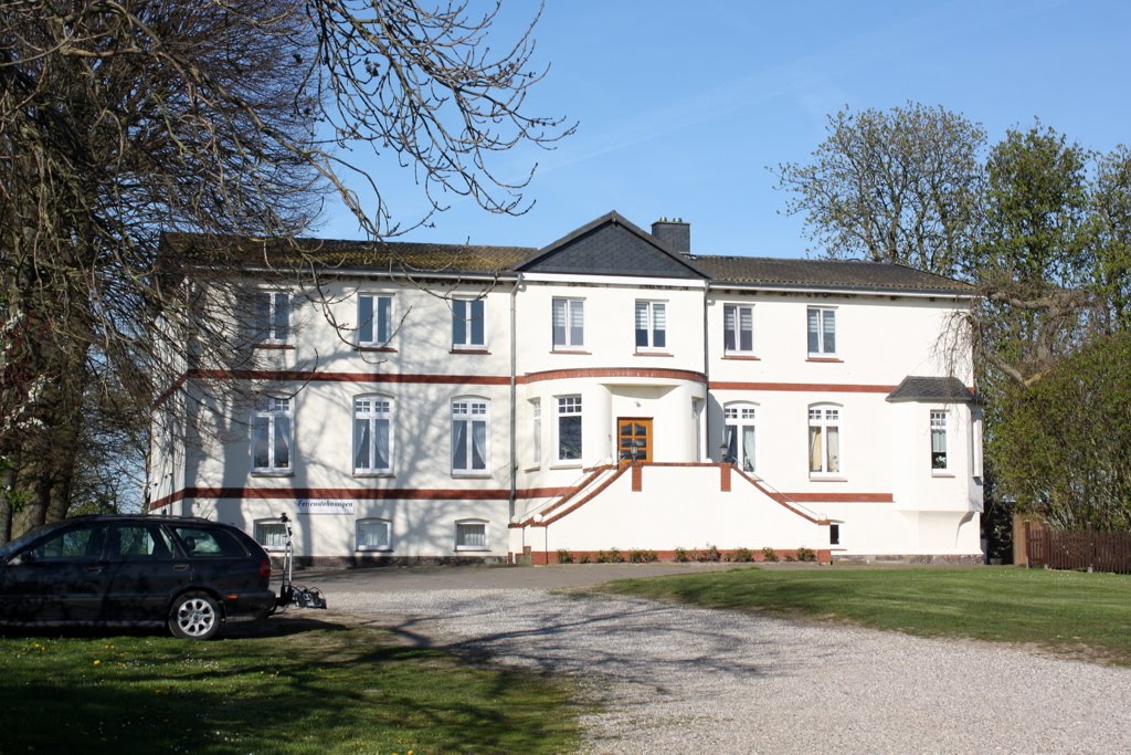 Gutshaus Schütt in Brandenhusen by Helgoland