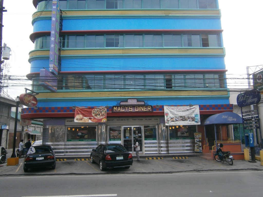 Hotel Tiffany, Laoag City by rene.langwerden@gmail.com