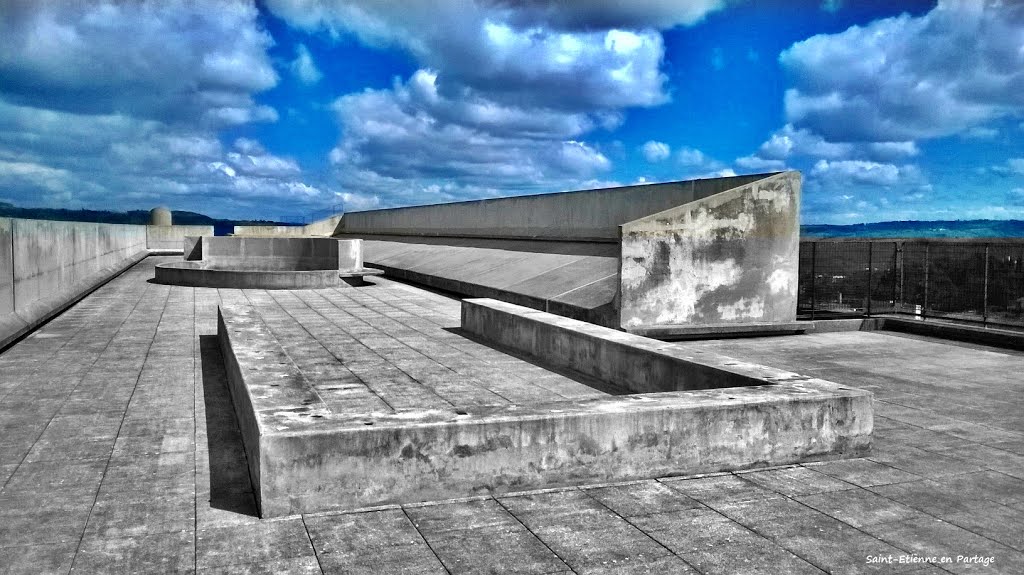 Le toit terrasse de L'Unité d'habitation - le Corbusier by Saint-Etienne en partage