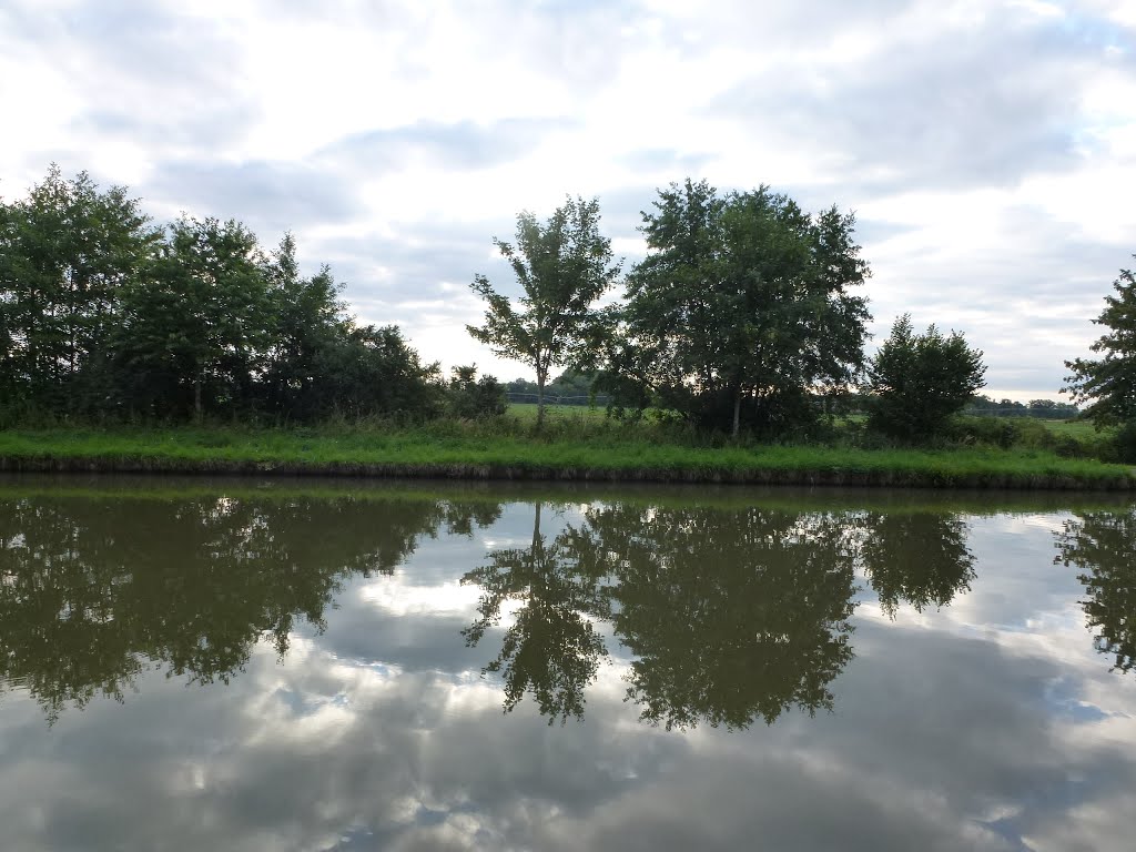 Canal latéral à la Loire. PK 46_130704 by Martin Dudle-Ammann