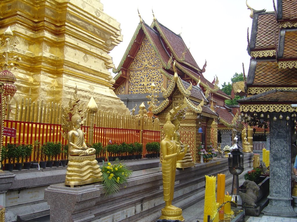 Doi Suthep Temple Chiang Rai by chezandy