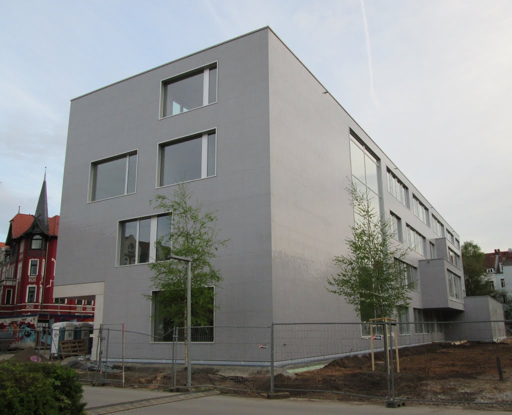 Zentrum für Biomolekulare Wirkstoffe (BMWZ) - Hannover-Nordstadt Schneiderberg 41 by eskiniwach