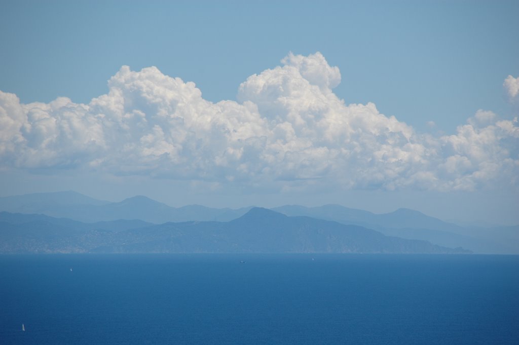 Il promontorio di Portofino by Mauro Mirgovi