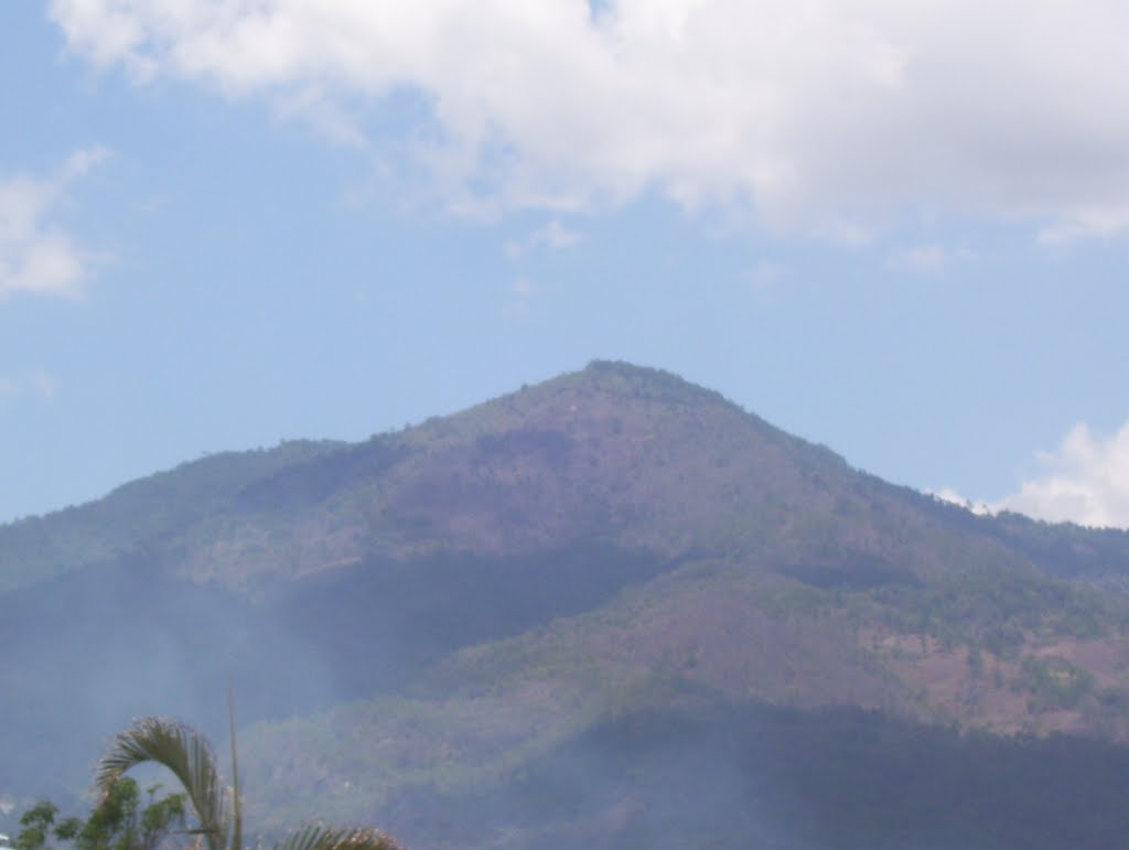 Cerrro Tuncaj desde Granados, Baja Verapáz by Jaime Ponce Guay