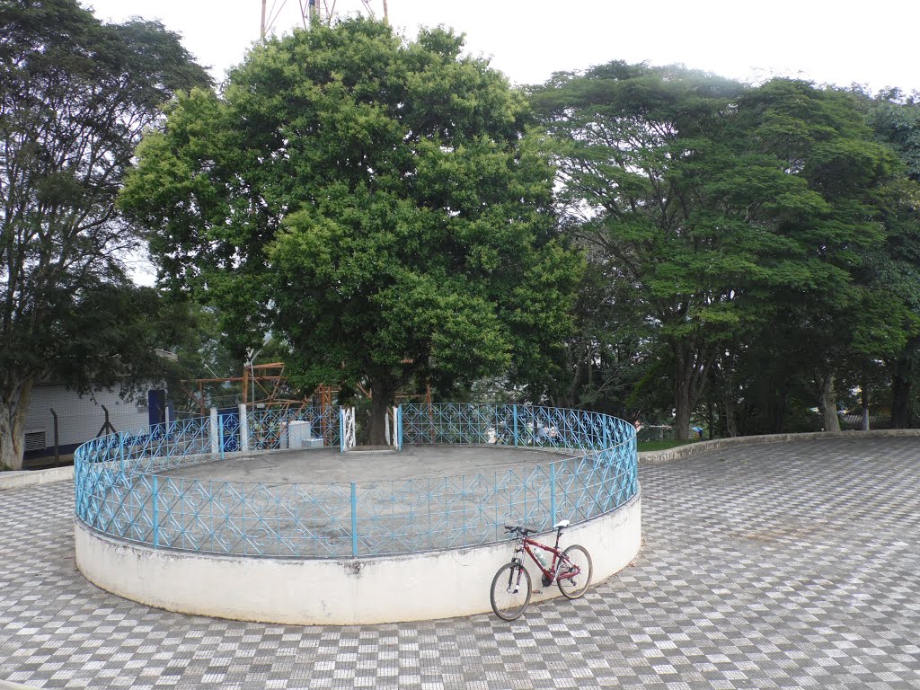 Coreto Praça da Matriz,Igaratá-sp by Eyci Borges