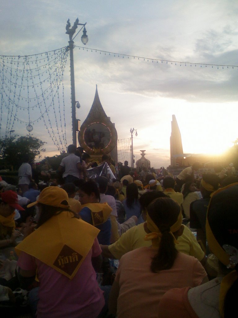 Wat Bowon Niwet, Phra Nakhon, Bangkok 10200, Thailand by mahittip