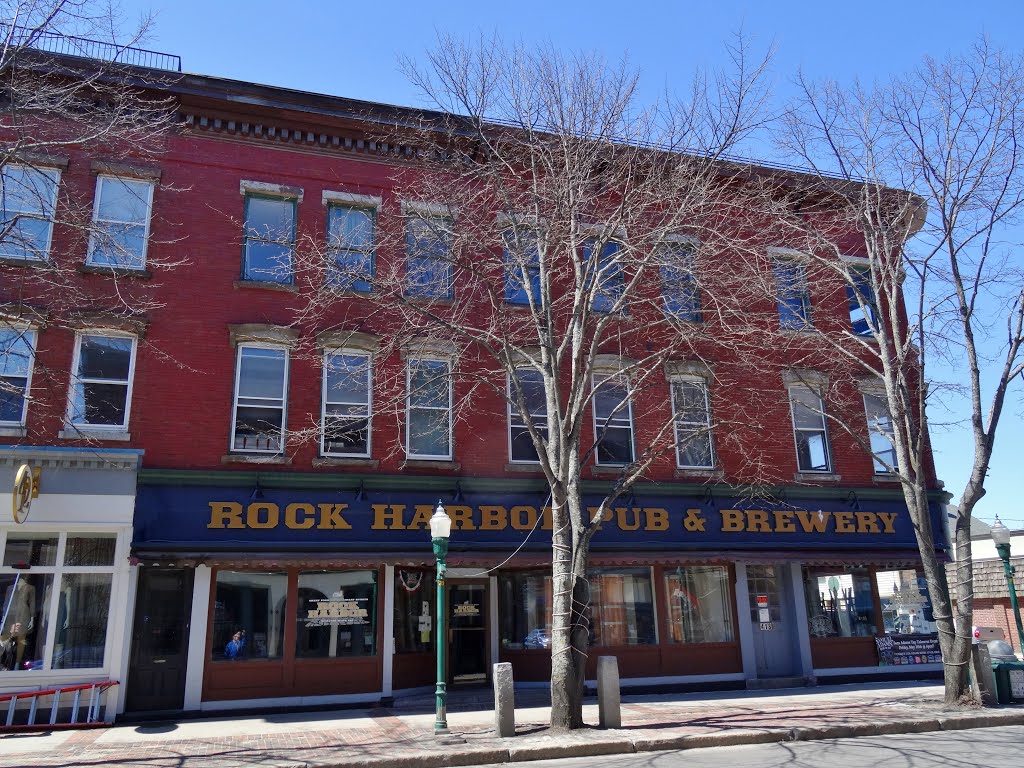 Main Street Historic District; 416-20 Main Street, Rockland, Maine by Taoab