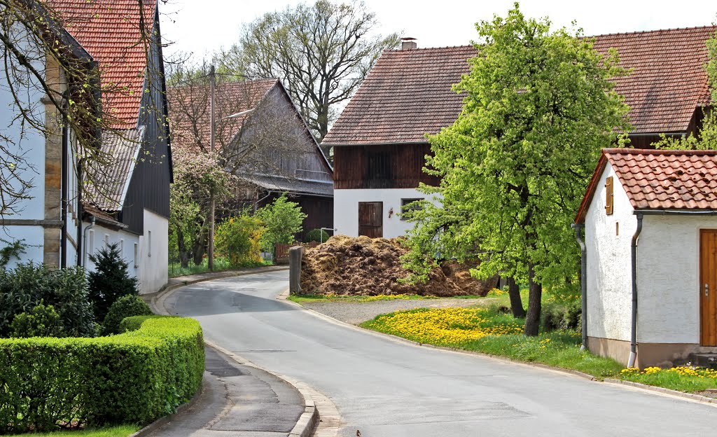 Küps-Tiefenklein Blick in die Meschbachstraße by Contessa