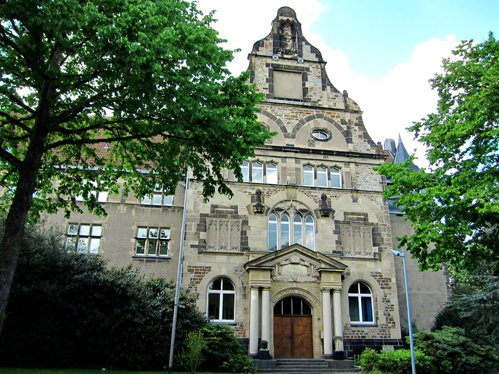 Karl Humann Gymnasium Essen Steele by frferdd