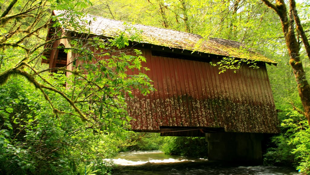 Covered Crossing by stett3