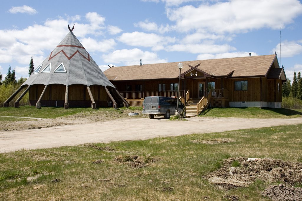 Sagashtawao Healing Lodge by Paul Lantz