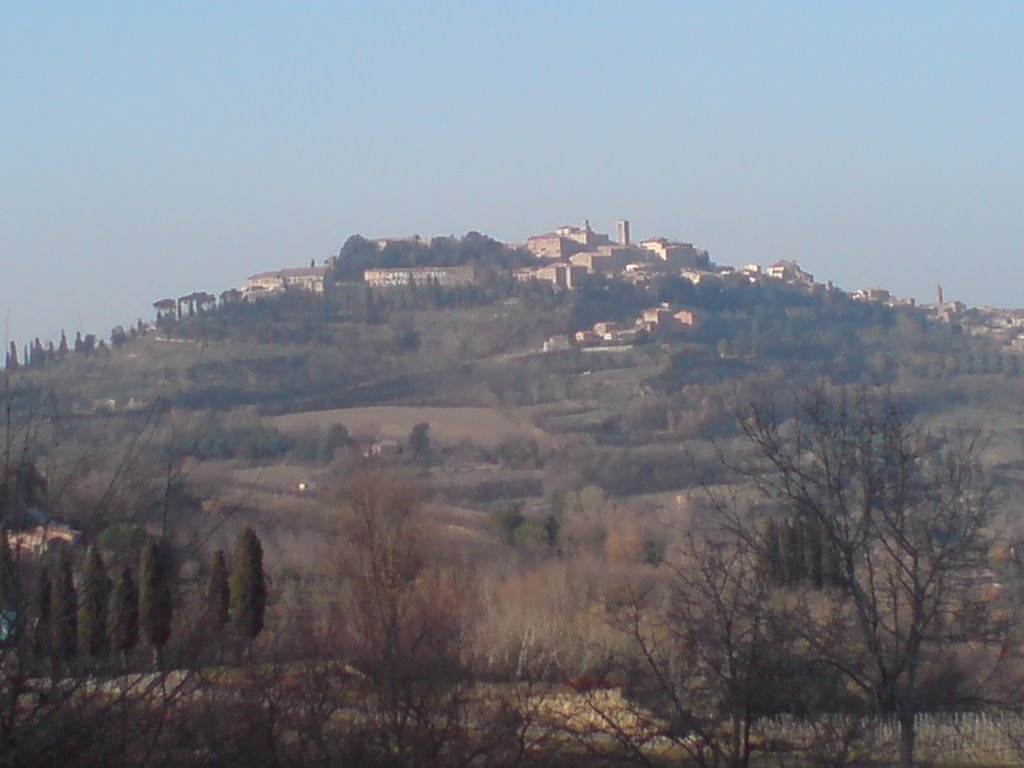 Montepulciano by doncostin