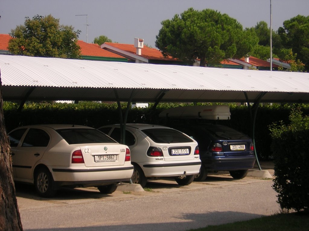 Car-parking in Villaggio Azzurro by beatle83