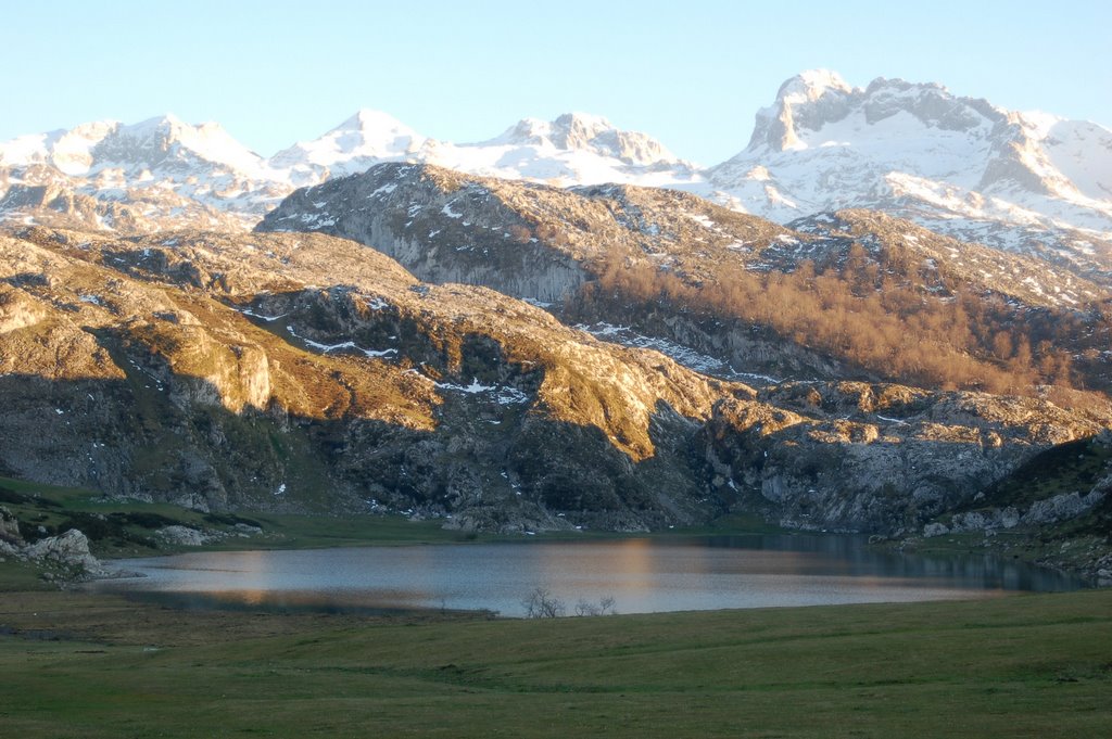 Lago Ercina by Autocaravanista