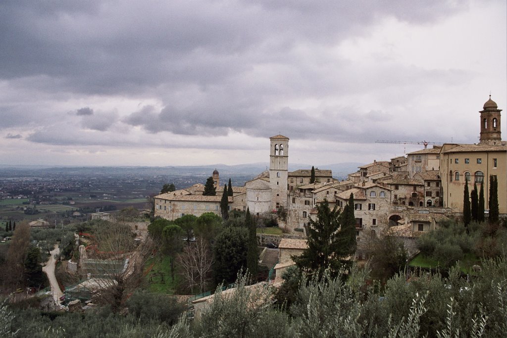 Assisi 042 by Luigi Bomben