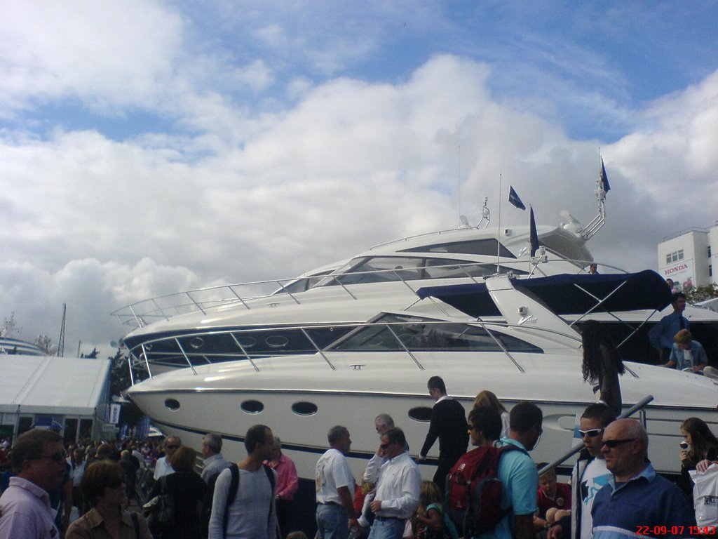 Southampton Boat Show by iwanthomas