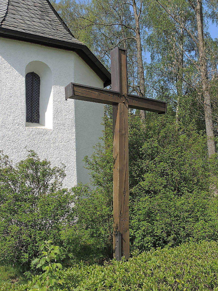 Kreuz an der Rochuskapelle by UlRai