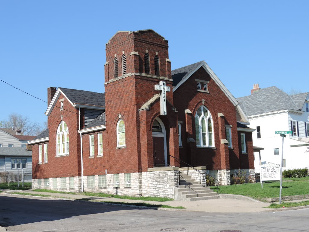 Chase Ave. Church of the Nazarene. Northside, Cincinnati, Ohio by nevelo