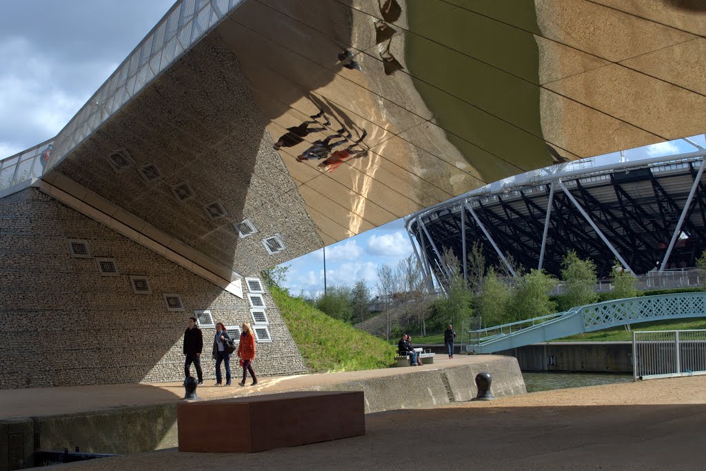 Queen Elizabeth Olympic Park ~ reflections at Carpenter's Lock by MarkWNS