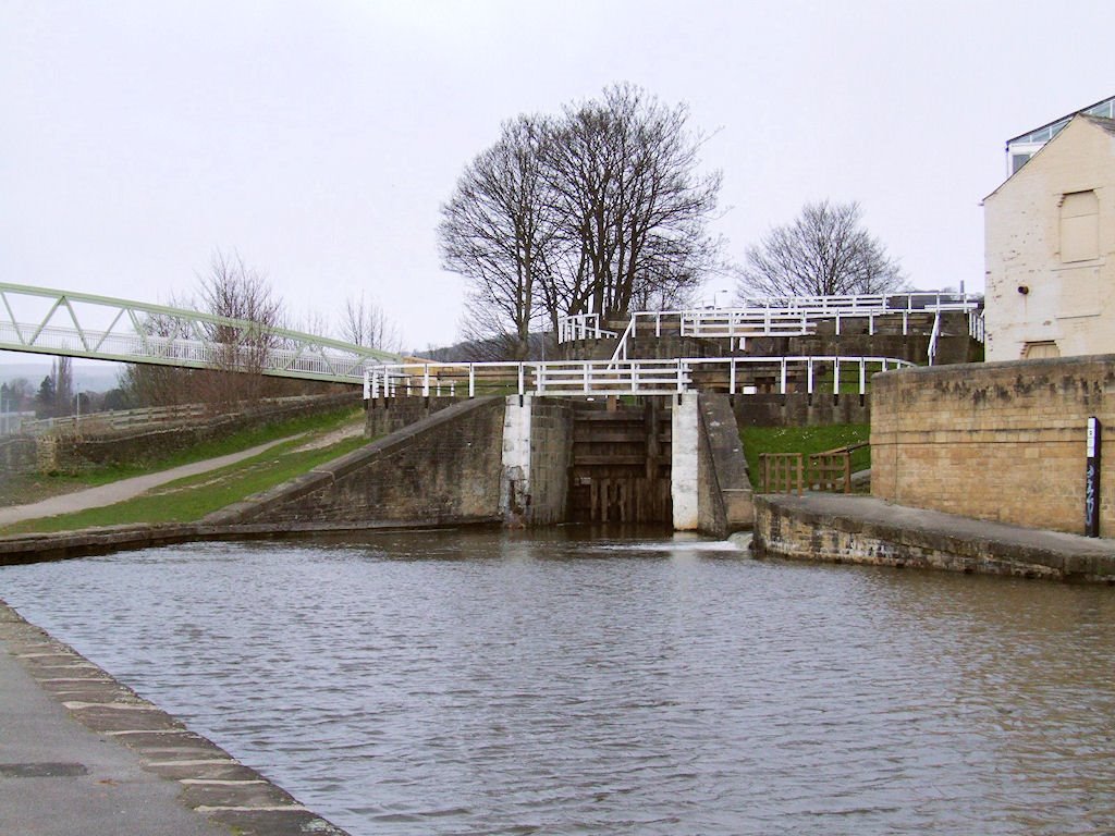 Bingley Three Rise Locks by Idle Moor