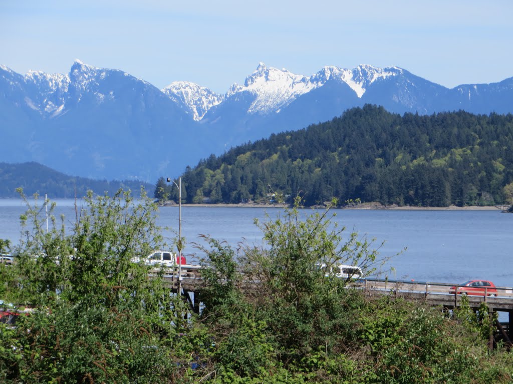 Montagnes de North Vancouver by Daniel Gradel